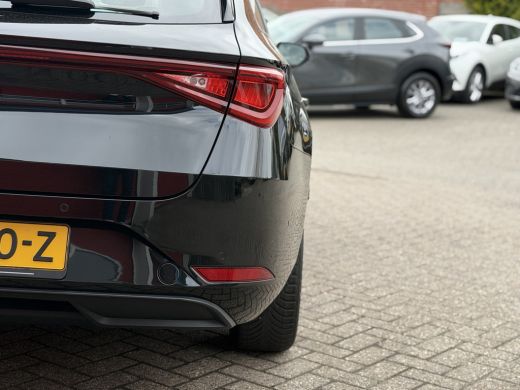 Seat Leon Sportstourer 1.0 eTSI 111 PK | Style Business Intense | Automaat | ActivLease financial lease