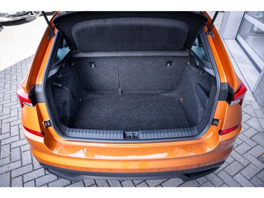 Skoda Kamiq 1.0 TSI Sport Business | Achteruitrijcamera | Full-LED koplampen | Lichtmetalen velgen 18" ActivLease financial lease