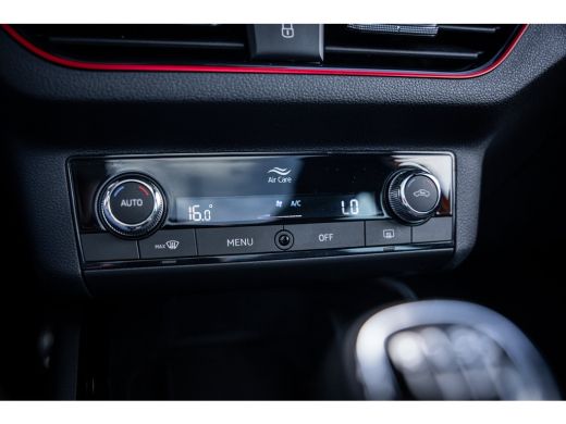 Skoda Kamiq 1.0 TSI Sport Business | Achteruitrijcamera | Full-LED koplampen | Lichtmetalen velgen 18" ActivLease financial lease