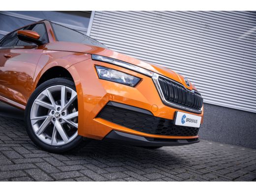Skoda Kamiq 1.0 TSI Sport Business | Achteruitrijcamera | Full-LED koplampen | Lichtmetalen velgen 18" ActivLease financial lease