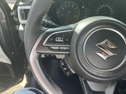 Suzuki Swift 1.2 Select Smart Hybrid ActivLease financial lease