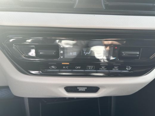 Suzuki Swift 1.2 Select Smart Hybrid ActivLease financial lease