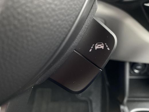 Suzuki Swift 1.2 Style Smart Hybrid | Automaat | Nieuw | Direct uit voorraad leverbaar | Climate Control | App... ActivLease financial lease