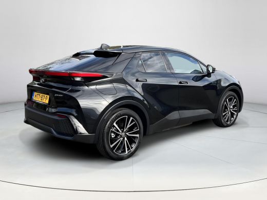 Toyota C-HR 2.0 Plug-in Hybrid 220 Executive | Navigatie | Apple CarPlay/Android auto | Achteruitrijcamera | ... ActivLease financial lease