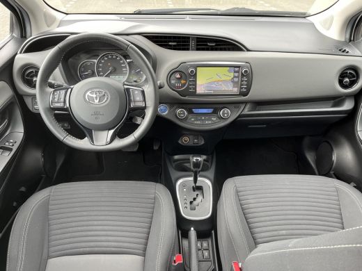 Toyota Yaris 1.5 Hybrid Aspiration | Navigatie | Achteruitrijcamera | Cruise control ActivLease financial lease