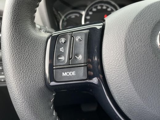 Toyota Yaris 1.5 Hybrid Aspiration | Navigatie | Achteruitrijcamera | Cruise control ActivLease financial lease
