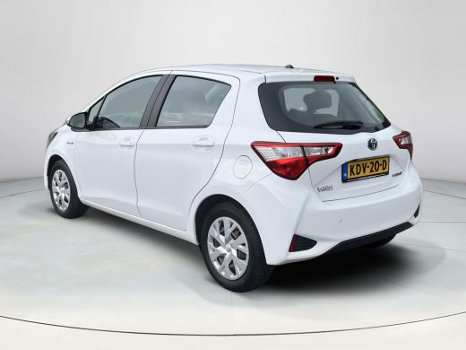 Toyota Yaris 1.5 Hybrid Aspiration | Navigatie | Achteruitrijcamera | Cruise control ActivLease financial lease
