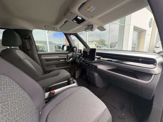 Volkswagen ID. Buzz Pro Bulli Limited 286 PK | 79 kWh | 5 Zits | Trekhaak | 20" Velgen | Navigatie ActivLease financial lease