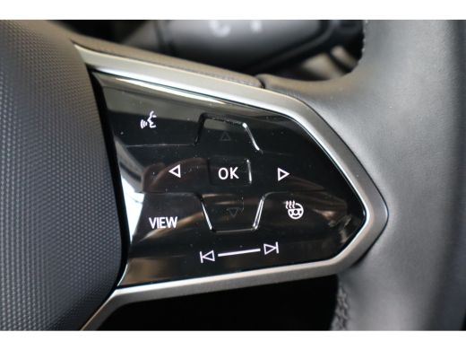 Volkswagen ID.4 Limited Edition Inclusief &euro;2000,- inruilvoordeel | Trekhaak | 'App-Connect' draadloze smartphone ... ActivLease financial lease