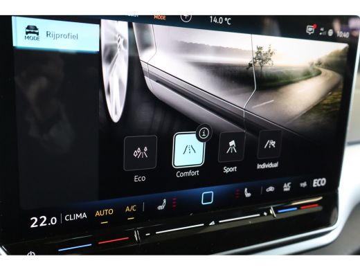 Volkswagen ID.4 Limited Edition Inclusief &euro;2000,- inruilvoordeel | Trekhaak | 'App-Connect' draadloze smartphone ... ActivLease financial lease