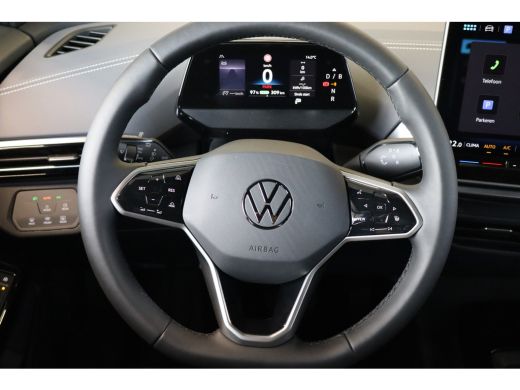 Volkswagen ID.4 Limited Edition Inclusief &euro;2000,- inruilvoordeel | Trekhaak | 'App-Connect' draadloze smartphone ... ActivLease financial lease