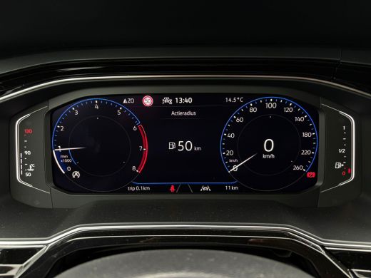 Volkswagen Polo R-Line Edition | 'App-Connect' draadloze smartphone integratie | Achterlichten LED | Afstandscont... ActivLease financial lease