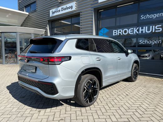 Volkswagen Tayron R-Line Edition | 'App-Connect' draadloze smartphone integratie | Automatische afstandsregeling (A... ActivLease financial lease