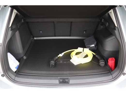 Volkswagen Tiguan Life Edition - eHybrid | 'App-Connect' draadloze smartphone integratie | Achteruitrijcamera (Rear... ActivLease financial lease