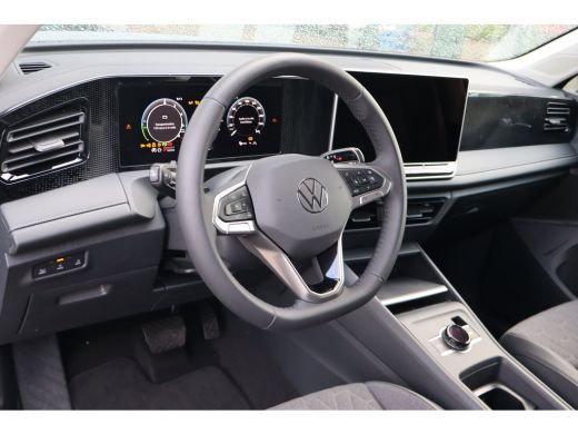 Volkswagen Tiguan Life Edition - eHybrid | 'App-Connect' draadloze smartphone integratie | Achteruitrijcamera (Rear... ActivLease financial lease