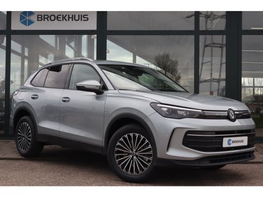 Volkswagen Tiguan Life Edition - eHybrid | 'App-Connect' draadloze smartphone integratie | Achteruitrijcamera (Rear... ActivLease financial lease