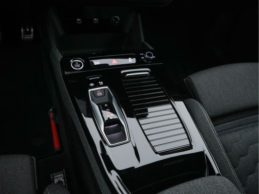 Audi A6 Avant e-tron Avant e-tron S edition 83 kWh [ 3-Fase-11kW ] {SOH-100%} (INCL-BTW) *MATRIX-LED | ADAPTIVE-CRUISE... ActivLease financial lease