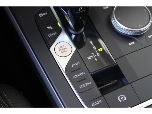 BMW 2 Serie Gran Coup&eacute; 218i High Executive |Schuif-kanteldak | Achteruitrijcamera | Trekhaak | Keyless start ... ActivLease financial lease