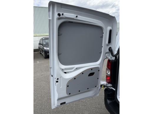 Citroën &euml;-Berlingo 136 L2 50 kWh (Camera - Parkeersensoren V+A - Laadruimte betimmering - Navigatie - Apple Carplay ... ActivLease financial lease