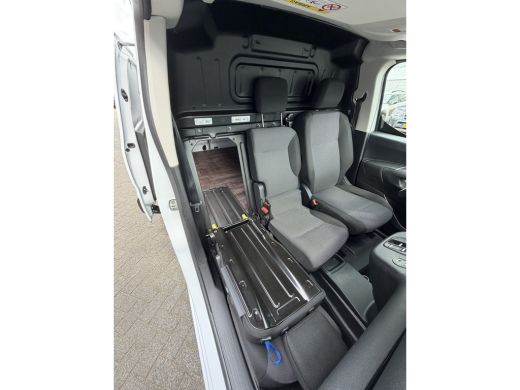 Citroën &euml;-Berlingo 136 L2 50 kWh (Camera - Parkeersensoren V+A - Laadruimte betimmering - Navigatie - Apple Carplay ... ActivLease financial lease