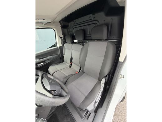 Citroën &euml;-Berlingo 136 L2 50 kWh (Camera - Parkeersensoren V+A - Laadruimte betimmering - Navigatie - Apple Carplay ... ActivLease financial lease