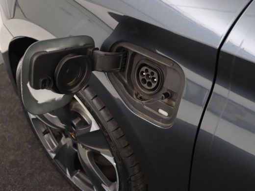 CUPRA Leon 1.4 e-Hybrid VZ Business | 245pk | SOH 92% | Trekhaak | Carplay | Adaptive cruise | Sportstoelen ... ActivLease financial lease