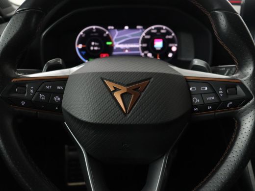 CUPRA Leon 1.4 e-Hybrid VZ Business | 245pk | SOH 92% | Trekhaak | Carplay | Adaptive cruise | Sportstoelen ... ActivLease financial lease