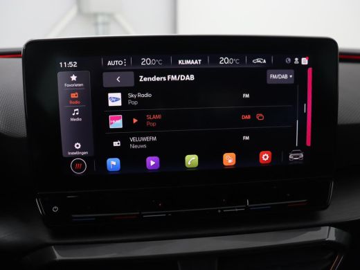 CUPRA Leon 1.4 e-Hybrid VZ Business | 245pk | SOH 92% | Trekhaak | Carplay | Adaptive cruise | Sportstoelen ... ActivLease financial lease