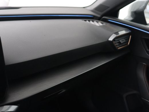 CUPRA Leon 1.4 e-Hybrid VZ Business | 245pk | SOH 92% | Trekhaak | Carplay | Adaptive cruise | Sportstoelen ... ActivLease financial lease