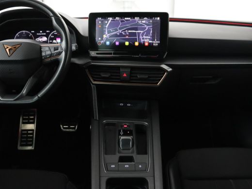 CUPRA Leon 1.4 e-Hybrid VZ Business | 245pk | SOH 92% | Trekhaak | Carplay | Adaptive cruise | Sportstoelen ... ActivLease financial lease