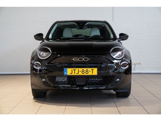Fiat 600 1.2 Hybrid 145PK La Prima | 8 Jaar Garantie | Climate Controle | Apple Carplay & Android Auto | C... ActivLease financial lease