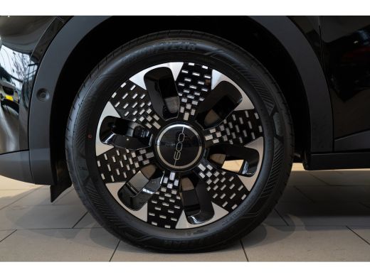 Fiat 600 1.2 Hybrid 145PK La Prima | 8 Jaar Garantie | Climate Controle | Apple Carplay & Android Auto | C... ActivLease financial lease