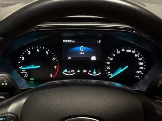 Ford Focus 1.0 EcoBoost ST Line (APPLE CARPLAY, GROOT NAVI, CLIMATE, STUUR/STOELVERWARMING, KEYLESS, SPORTST... ActivLease financial lease