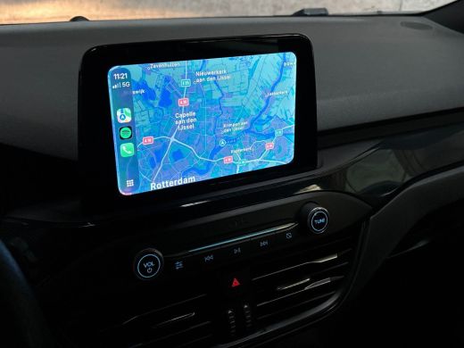 Ford Focus 1.0 EcoBoost ST Line (APPLE CARPLAY, GROOT NAVI, CLIMATE, STUUR/STOELVERWARMING, KEYLESS, SPORTST... ActivLease financial lease