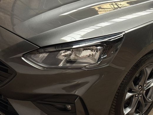 Ford Focus 1.0 EcoBoost ST Line (APPLE CARPLAY, GROOT NAVI, CLIMATE, STUUR/STOELVERWARMING, KEYLESS, SPORTST... ActivLease financial lease