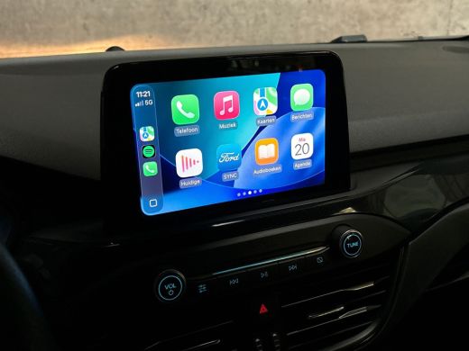 Ford Focus 1.0 EcoBoost ST Line (APPLE CARPLAY, GROOT NAVI, CLIMATE, STUUR/STOELVERWARMING, KEYLESS, SPORTST... ActivLease financial lease
