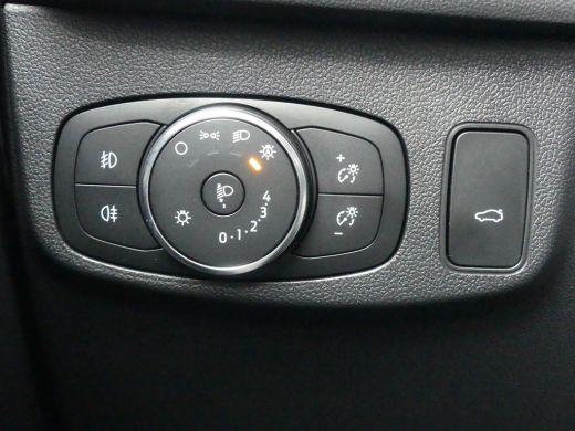 Ford Focus 1.5 EcoBoost Active X Business | PANORAMADAK | CAMERA | PARKEERSENSOREN V+A | ELEKTRISCHE ACHTERK... ActivLease financial lease