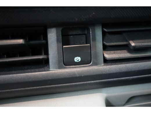 Ford Transit Custom 320 2.0 TDCI L2H1 Trend ActivLease financial lease