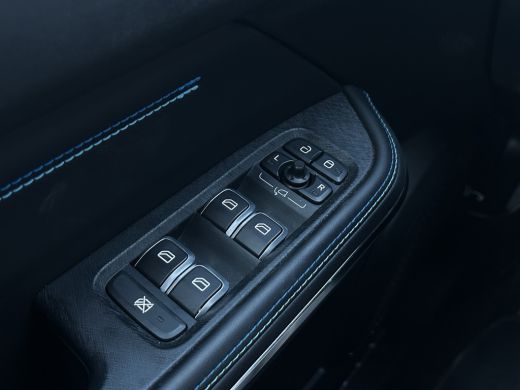 Lynk & Co 01 1.5 261PK | 360 camera | Pano | Memory | Adap. Cruise ActivLease financial lease