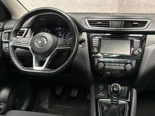 Nissan QASHQAI 1.2 N-Connecta (PANORAMADAK, NAVIGATIE, 360 CAMERA, GETINT GLAS, KEYLESS, SPORTSTOELEN, CRUISE, P... ActivLease financial lease