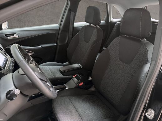 Opel Crossland X X 1.2 Turbo Sport (APPLE CARPLAY, GROOT NAVI, STUUR/STOELVERWARMING, GETINT GLAS, SPORTSTOELEN, L... ActivLease financial lease