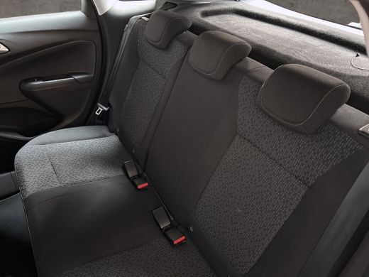 Opel Crossland X X 1.2 Turbo Sport (APPLE CARPLAY, GROOT NAVI, STUUR/STOELVERWARMING, GETINT GLAS, SPORTSTOELEN, L... ActivLease financial lease