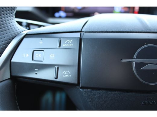 Opel Grandland 1.6 Turbo Plug-in-Hybrid Ultimate / Trekhaak / LEDER / Navigatie / 360 Camera / Panoramadak / Par... ActivLease financial lease