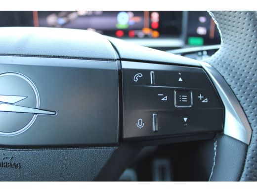 Opel Grandland 1.6 Turbo Plug-in-Hybrid Ultimate / Trekhaak / LEDER / Navigatie / 360 Camera / Panoramadak / Par... ActivLease financial lease