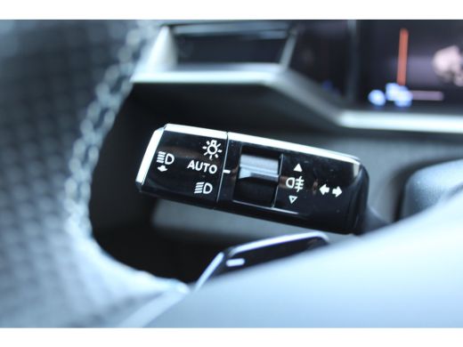 Opel Grandland 1.6 Turbo Plug-in-Hybrid Ultimate / Trekhaak / LEDER / Navigatie / 360 Camera / Panoramadak / Par... ActivLease financial lease