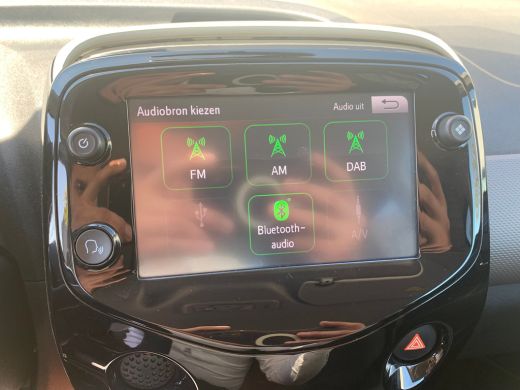 Peugeot 108 1.0 e-VTi Allure Airco | AppleCarplay | Android Auto | Camera | Chroom | DAB | LMV 15" | ActivLease financial lease