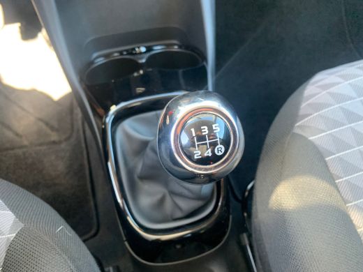 Peugeot 108 1.0 e-VTi Allure Airco | AppleCarplay | Android Auto | Camera | Chroom | DAB | LMV 15" | ActivLease financial lease