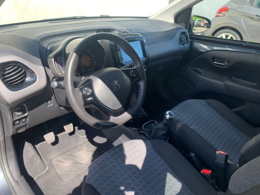 Peugeot 108 1.0 e-VTi Allure Airco | AppleCarplay | Android Auto | Camera | Chroom | DAB | LMV 15" | ActivLease financial lease