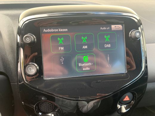 Peugeot 108 1.0 e-VTi Allure Airco | AppleCarplay/ Android Auto | Camera | Chroom | LMV 15" | ActivLease financial lease