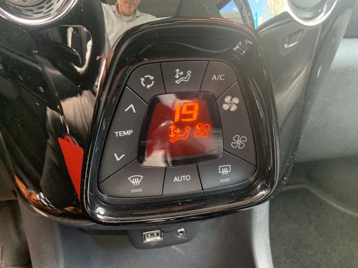 Peugeot 108 1.0 e-VTi Allure Airco | AppleCarplay/ Android Auto | Camera | Chroom | LMV 15" | ActivLease financial lease